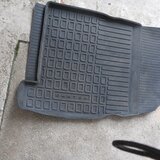 Vand covorase folosite pasager si locuri spate Duster -